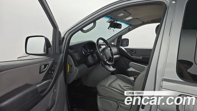 Hyundai Staria 2018 thumb 3