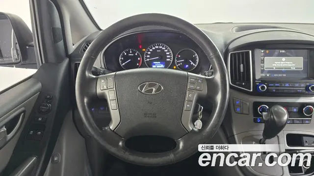 Hyundai Staria 2018 thumb 2
