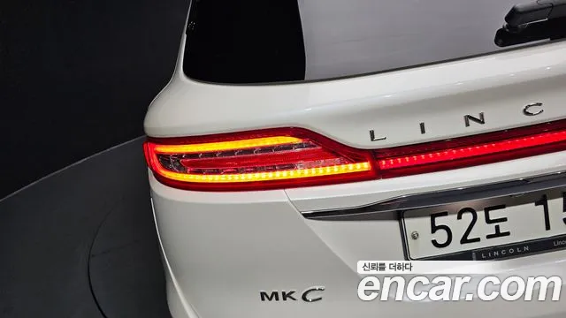 Lincoln MKC 2019 thumb 11