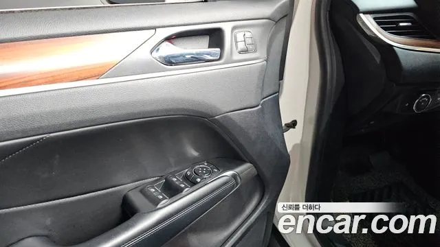 Lincoln MKC 2019 thumb 7