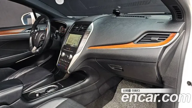 Lincoln MKC 2019 thumb 8