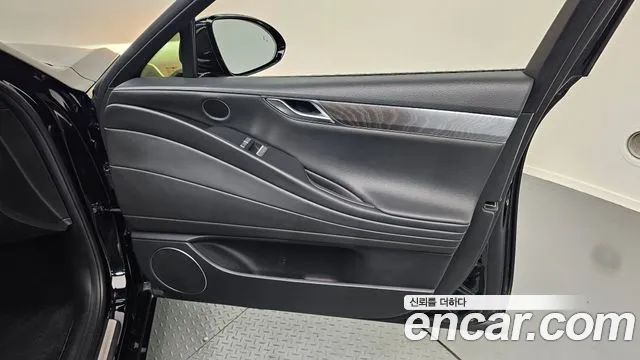 Genesis G80 2020 thumb 10