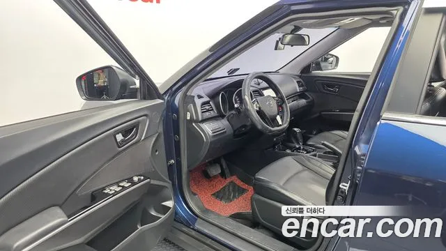KGM Tivoli Air 2017 thumb 12