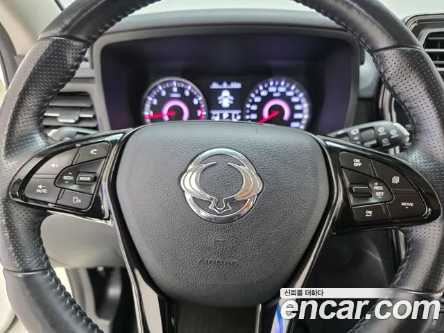 KGM Tivoli 2019 thumb 12
