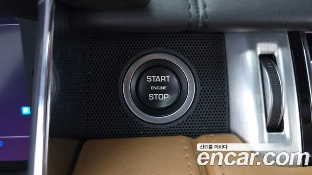 Land Rover Range Rover 2018 thumb 2