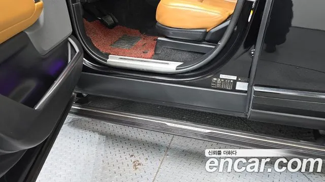 Land Rover Range Rover 2018 thumb 3