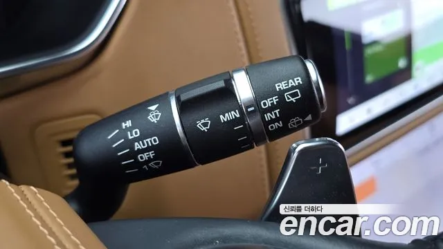 Land Rover Range Rover 2018 thumb 8