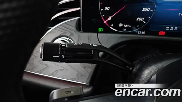 Mercedes-Benz E-Class 2026 thumb 9