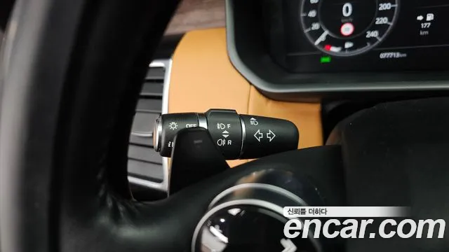 Land Rover Discovery 2019 thumb 5