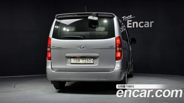 Hyundai Staria 2016 thumb 3
