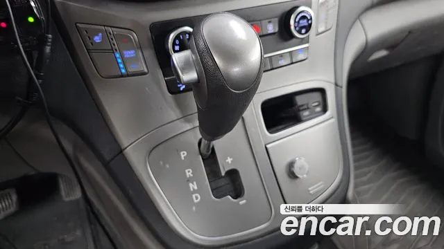 Hyundai Staria 2016 thumb 9
