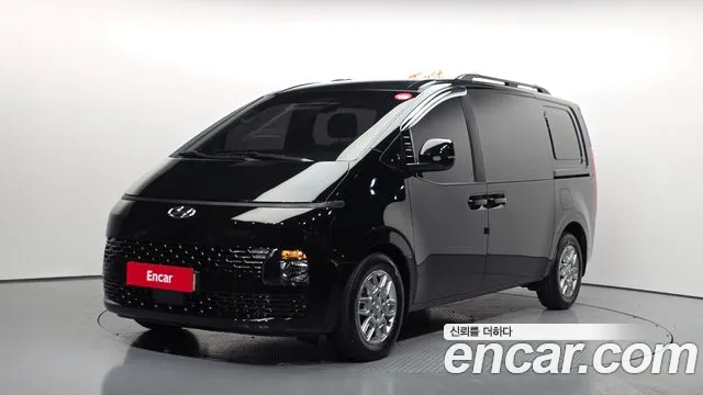 Hyundai Staria 2023 thumb 2