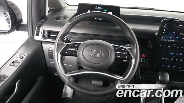 Hyundai Staria 2023 thumb 11