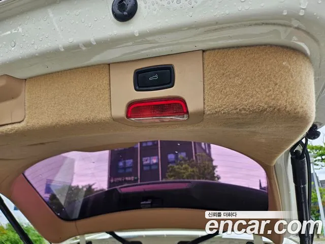Porsche Cayenne 2011 thumb 2