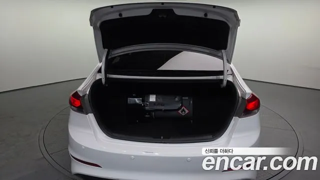 Hyundai Avante 2016 thumb 7