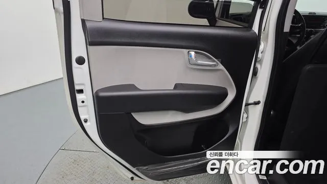 Kia Ray 2022 thumb 2