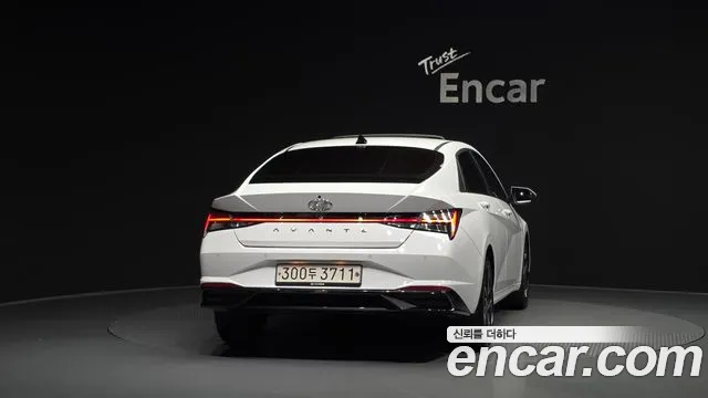 Hyundai Elantra 2020 thumb 3