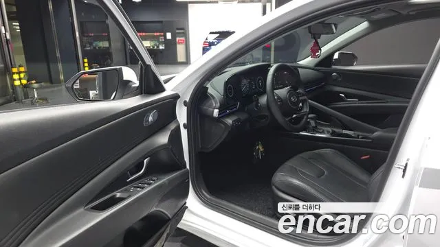 Hyundai Elantra 2020 thumb 7