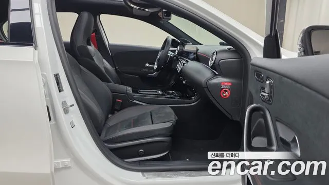 Mercedes-Benz A-Class 2025 thumb 8