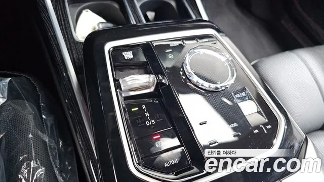 BMW 7 серии 2025 thumb 9