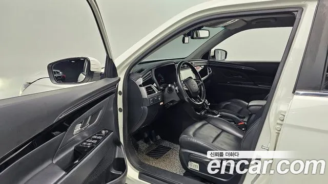 KGM Korando 2019 thumb 3