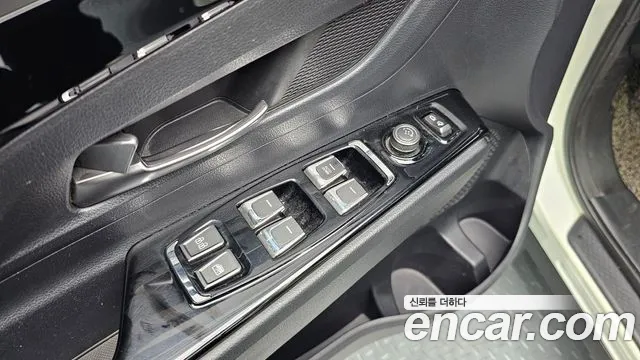 KGM Korando 2019 thumb 5