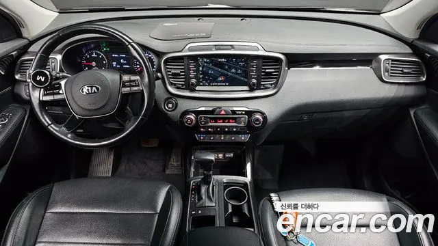 Kia Sorento 2017 thumb 4