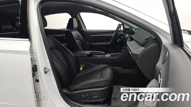 Hyundai Sonata 2023 thumb 3