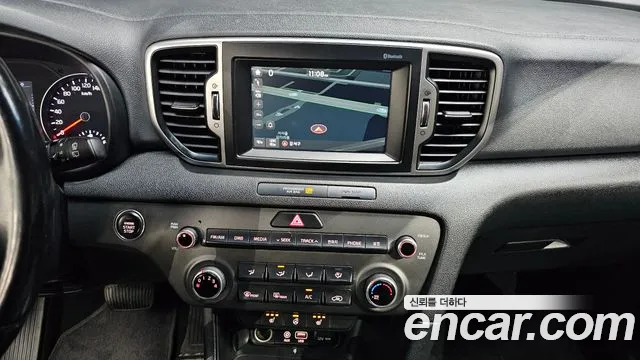 Kia Sportage 2016 thumb 12