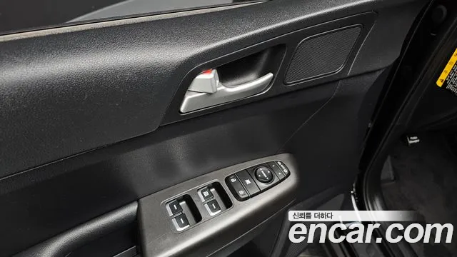 Kia Sportage 2016 thumb 5
