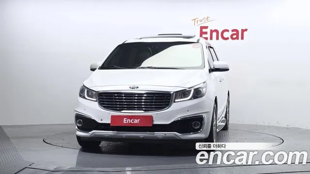 Kia Carnival 2014 thumb 5