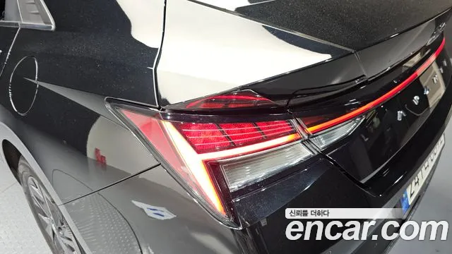 Hyundai Elantra 2021 thumb 12
