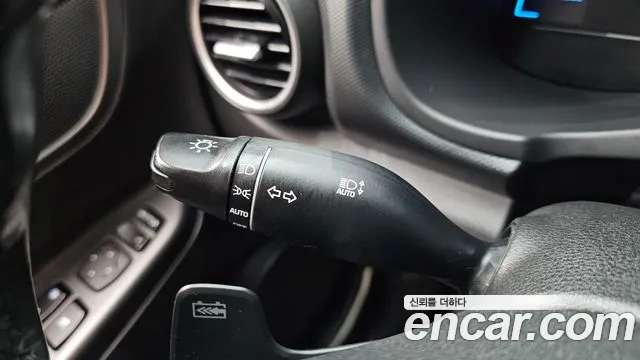 Hyundai Kona 2018 thumb 6