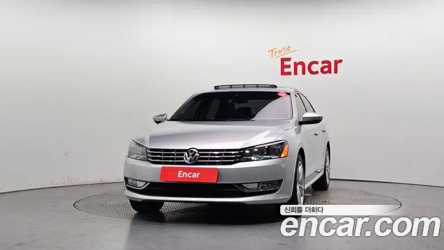 Volkswagen Passat 2013 thumb 2