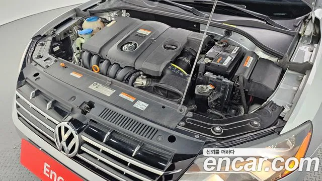 Volkswagen Passat 2013 thumb 6