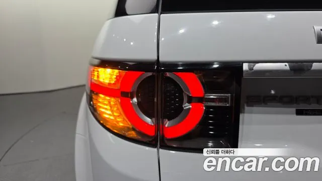 Land Rover Discovery Sport 2018 thumb 6