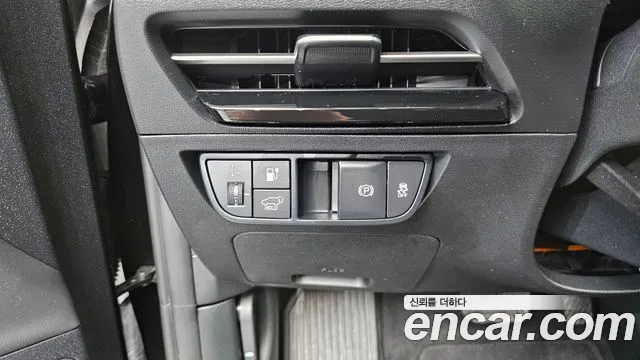 Kia EV6 2023 thumb 8