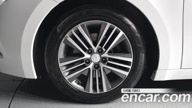 Hyundai Grandeur 2014 thumb 3