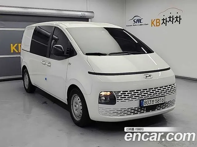 Hyundai Staria 2022 thumb 6