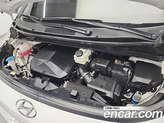 Hyundai Staria 2022 thumb 12