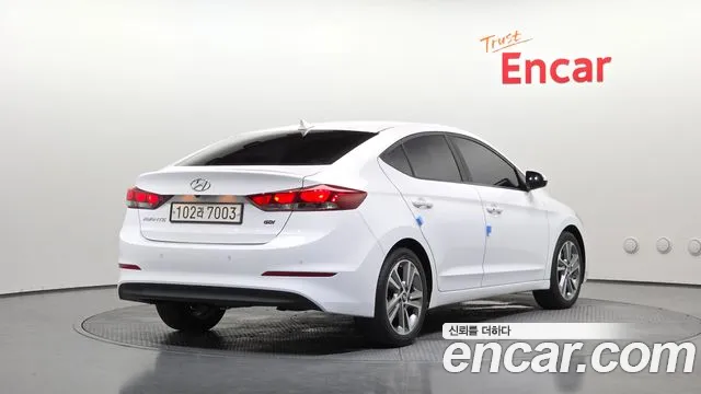 Hyundai Avante 2017 thumb 10