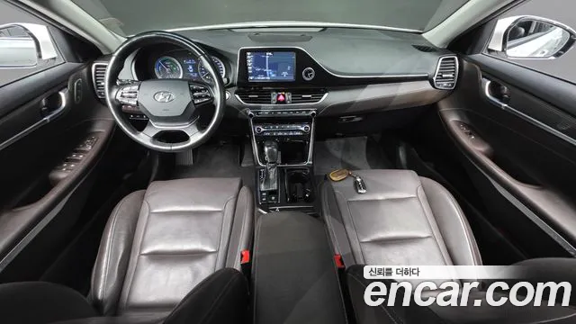 Hyundai Grandeur 2017 thumb 4