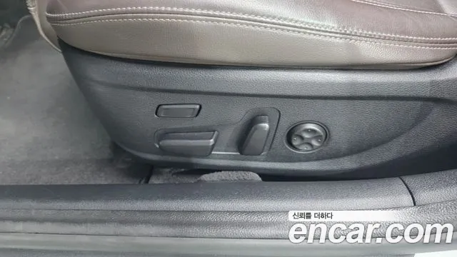 Hyundai Grandeur 2017 thumb 2