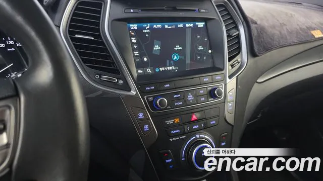 Hyundai Santafe 2016 thumb 7