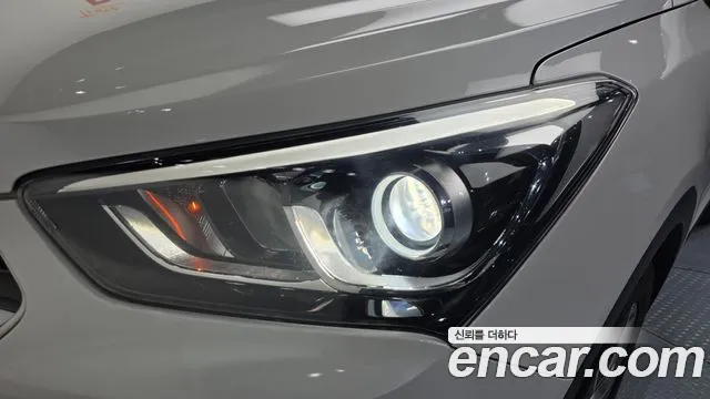 Hyundai Santafe 2016 thumb 3