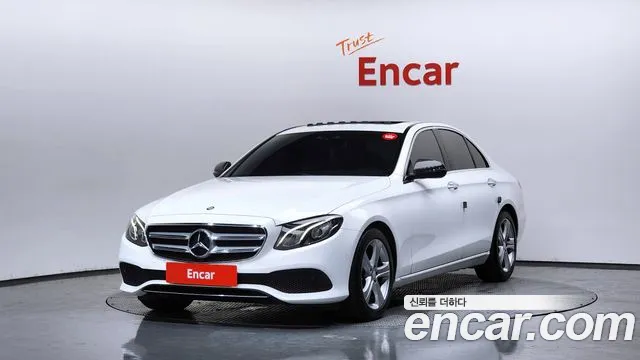 Mercedes-Benz E-Class 2017 thumb 3