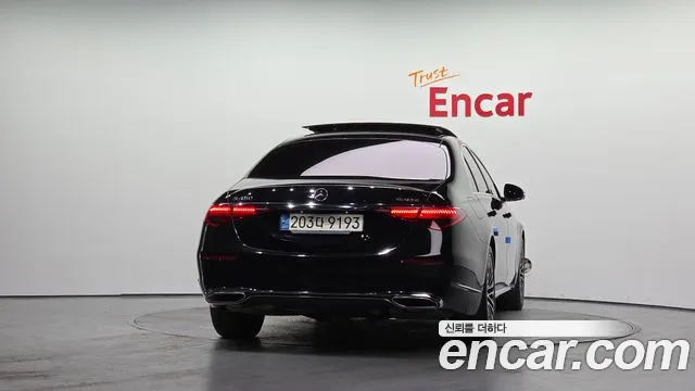 Mercedes-Benz S-Class 2022 thumb 3