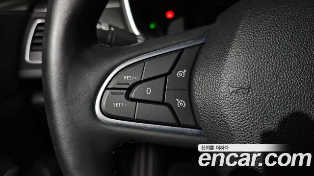 Renault SM6 2023 thumb 2