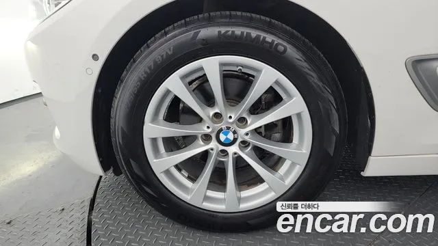 BMW 3 серии Gran Turismo 2020 thumb 4