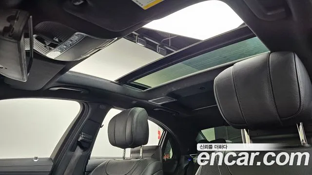Mercedes-Benz S-Class 2015 thumb 12
